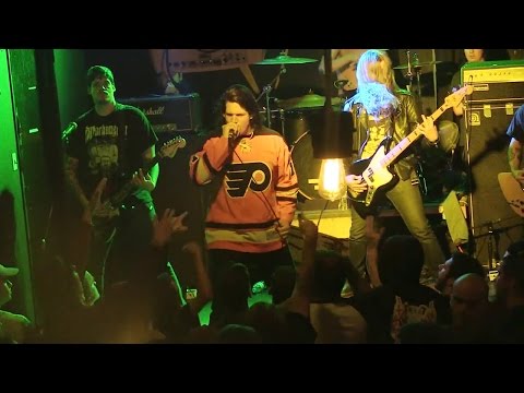 [hate5six] Twitching Tongues - October 11, 2014 Video