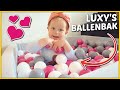 EiGEN BALLENBAK iN ONZE WOONKAMER! ? | Bellinga Vlog #1880