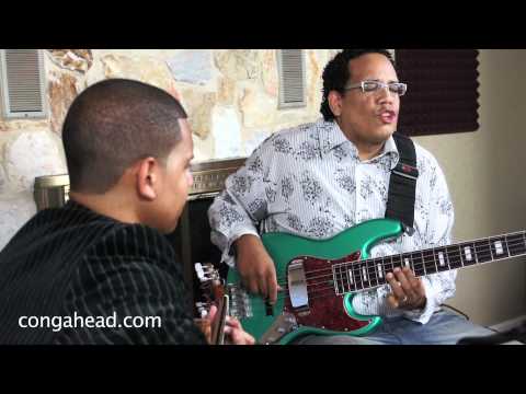 Lula Valdivia perform Negra Presuntuosa