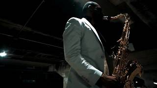 Two Divine Mimosas Sax Solo with Zig Short