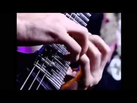 Kiko Loureiro vs Chris Broderick - Batalha de Guitarristas Megadeth