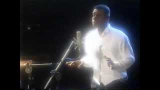 Não Venhas Lyrics English Translation