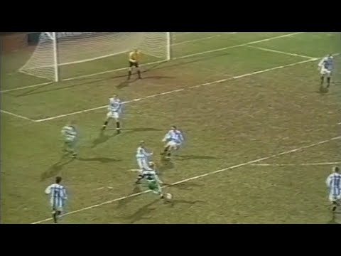 Darren Way long range goal for Yeovil against Huddersfield, 2003/04