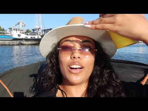 VLOG: We crashed the boat!😵 | Quessswho