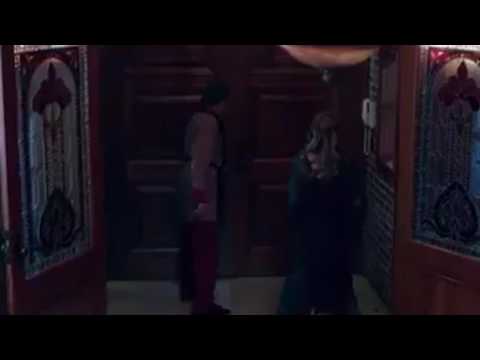 Riverdale 1×12 The Coopers confront the Blossoms