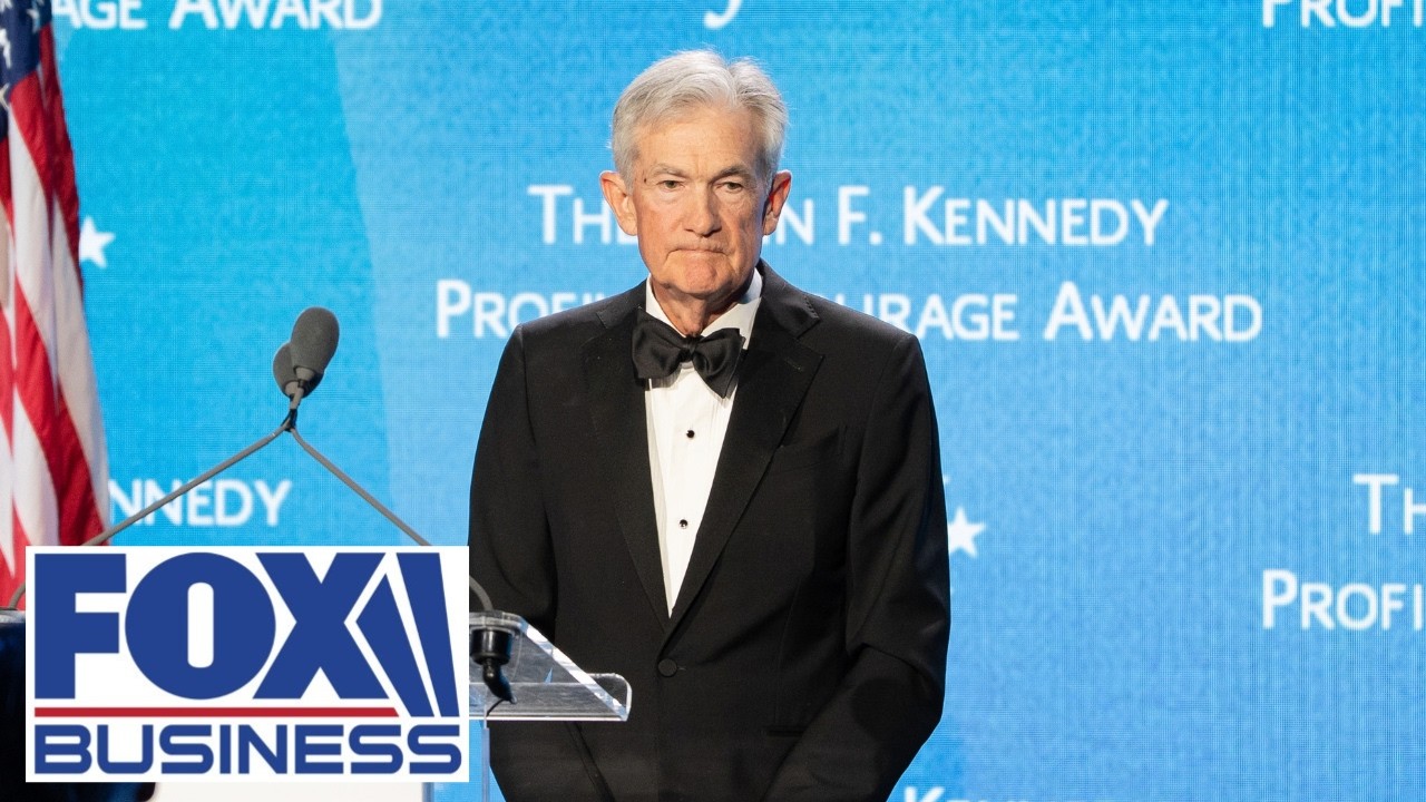 Powell is in WAY over his head: Art Laffer