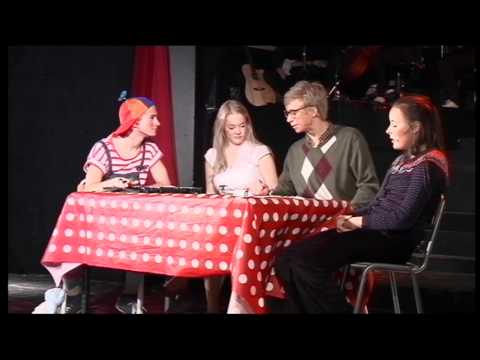 "Noregspelet" fra Vallerrevyen 2011