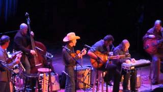 The Time Jumpers, Sugar Moon