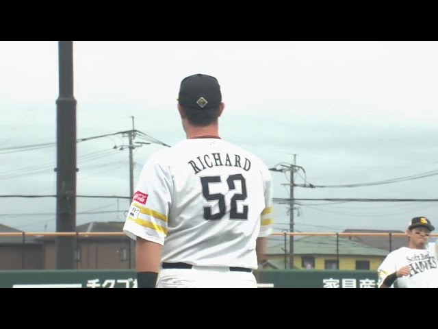 【ファーム】ホークス・リチャード ヒット性の打球を横っ飛びで掴むファインプレー!! 2024年7月13日 福岡ソフトバンクホークス 対 オリックス・バファローズ