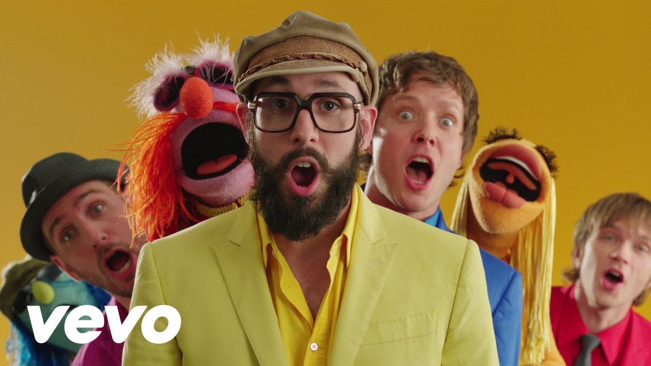 You Know That Recurring Dream You Have Where You Wake Up In Bed With The Muppets?