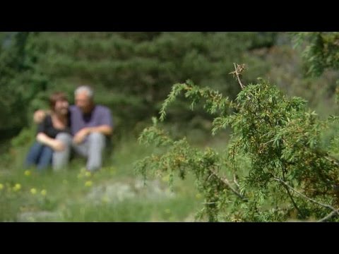 Anna-Lena och Peter Karlsson smyger iväg och kelar - Bonde söker fru (TV4)