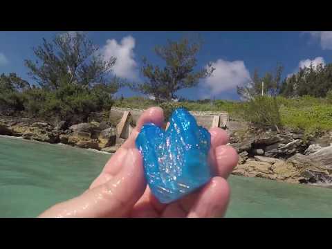 REAL GIANT BLUE GEMS FOUND OFF THE COAST! WATCH NOW!!  宝石，钻石，金矿 Video