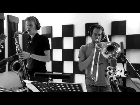 Thomas Bracht "unterwegs" feat. Nils Wogram