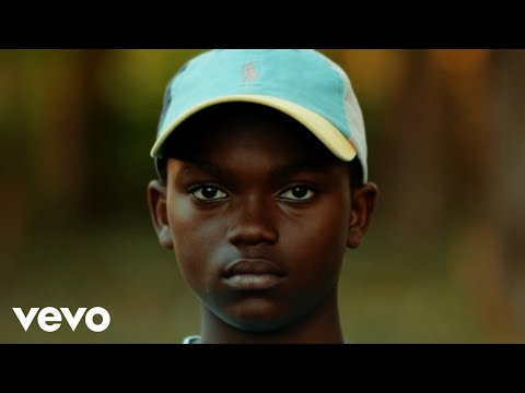 Ai Milly - 7 Years Old (Official Music Video)
