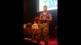 @MikeLyrik @MAADMOISELLE Swim Thru it Live