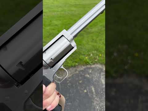 Go big with the MAGNUM RESEARCH BFR LONG CYLINDER STAINLESS .500 SW 10″ BARREL 5-ROUNDS