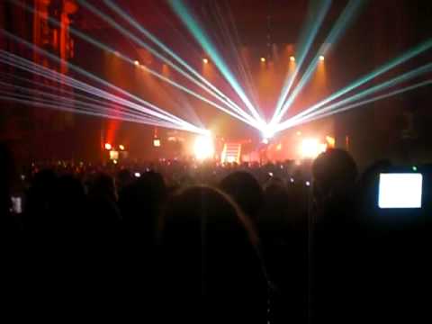 Adam Lambert - Interlude/Sure Fire Winners - 7/9/10