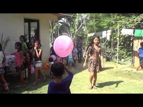 Henrietta's Birthday Party 4