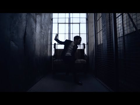 The End Party - Debutante