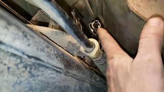 Ford E-350 Van Fuel Filter Replacement 2005