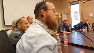 צפו: אלחנן גרונר בוועדת החוץ והביטחון. (חדשות הקול היהודי) - התמונה מוצגת ישירות מתוך אתר האינטרנט יוטיוב. זכויות היוצרים בתמונה שייכות ליוצרה. קישור קרדיט למקור התוכן נמצא בתוך דף הסרטון צפו: אלחנן גרונר בוועדת החוץ והביטחון. (חדשות הקול היהודי) - התמונה מוצגת ישירות מתוך אתר האינטרנט יוטיוב. זכויות היוצרים בתמונה שייכות ליוצרה. קישור קרדיט למקור התוכן נמצא בתוך דף הסרטון