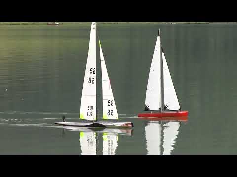 Frank Russell GothiX - 10 Rater, IOM Fraktale with light winds