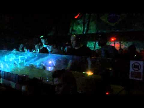 MARCO CAROLA Plays: Neverdogs & Gianni Firmaio - Forever Young ( Rub A Dub's Terminal Molly Remix )