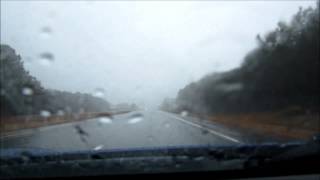 preview picture of video 'December 23, 2014:  Driving to Jekyll Island in the rain .  .  .'