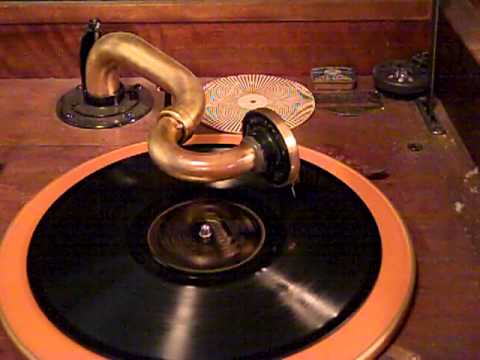 DON CLARK'S LOS ANGELES BILTMORE HOTEL ORCH. VIVA-TONAL - IDOLIZING - ROARING 20'S VICTROLA