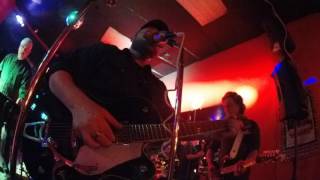 Look On Yonder Wall  (Elmore James)