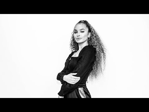 Ella Eyre Discusses Her New Single Featuring Kiana Ledé, ‘Mama’