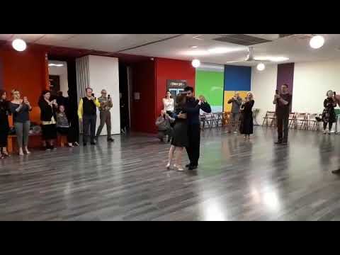 《Clase de Tango》Melodías y Pausas: Magdalena Gutierrez y Germán Ballejo.