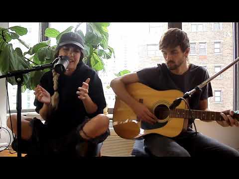 Julian Gray & 28mm & Forts - Air [Acoustic Version]