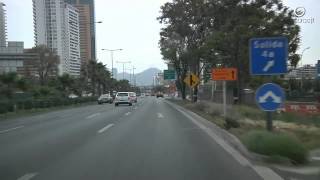 preview picture of video 'Transito Chile. Viraje en U y rotondas.'