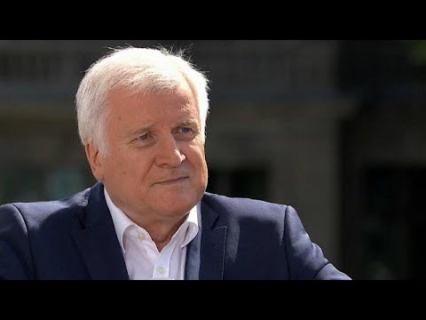 Zweifelt Seehofer an der eigenen Flüchtlingspolitik?