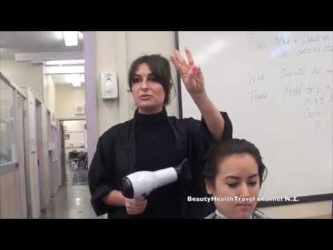. Basic Blow Dry Class for Students