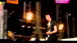 Sum 41 - Fat Lip (Download Festival 2004)