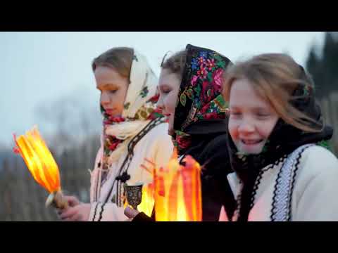 Asta-i seara luminoasă ❄️🛷⛄️ - Alina David, Ekatharina Brückmann, Lavinia Angheluță, Vlad Roșu