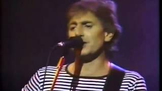 Stephen Stills & Graham Nash, "War Games", "Military Madness" & otros