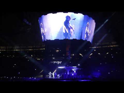 U2 & Leon Gieco  Live - HD - La Plata - Estadio Unico