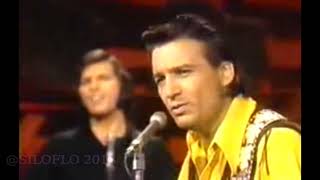 WAYLON JENNINGS - "You'll Think Of Me"