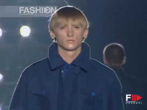 Fashion Show "Alexander McQueen" Autumn Winter 2007 2008 Pret a Porter Men Paris 2 of 3 by Fashion C
