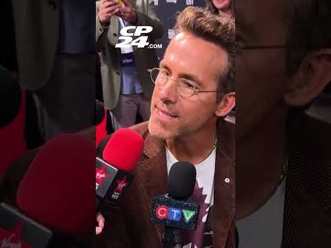 Ryan Reynolds speaks to kid reporter on TIFF red carpet