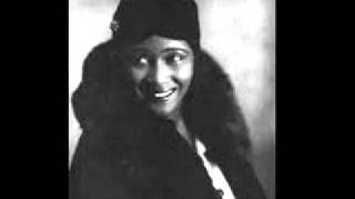 Victoria Spivey & The Chicago Four - Dope Head Blues