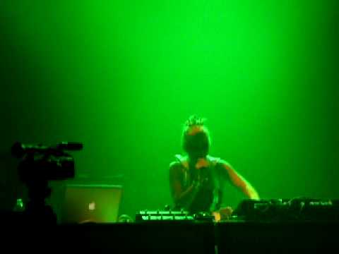 CountDown zepp nagoya 2010 Michelle Adamson