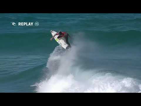 💦Gabriel Medina vs Caio Ibelli I Resumo do Duelo - Rip Curl Narrabeen Classic Round 16 I 2021 720p