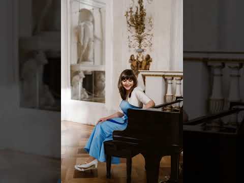 Aleksandra Bobrowska - F.Chopin Mazurka in B flat major op.17 no.1 (Broadwood XIXth century piano)