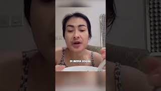 Download lagu Iis Dahlia Appears Without Makeup, Her Thin Mustache Becomes the Spotlight #shorts #iisdahlia #ar... mp3