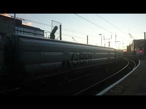 Class 60 60021 passing through the slows at Newcastle Central Station
