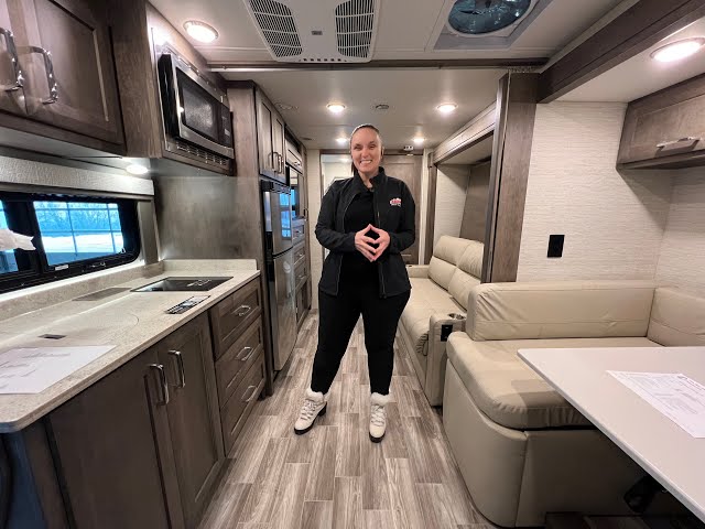 Preview image of 2023 Tiffin Wayfarer 25 RW (17N221251) youtube video